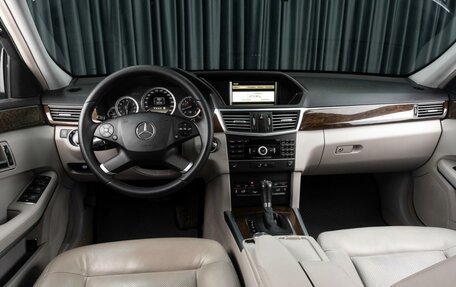 Mercedes-Benz E-Класс, 2011 год, 1 449 000 рублей, 6 фотография