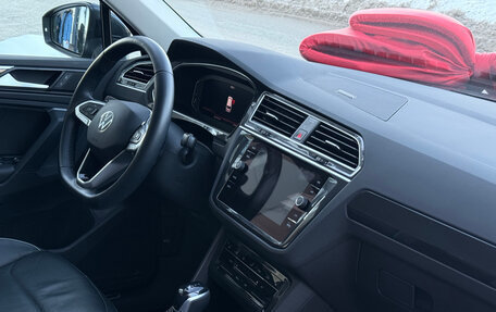 Volkswagen Tiguan II, 2022 год, 3 890 000 рублей, 10 фотография