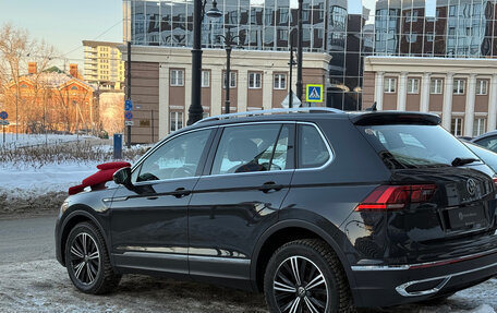 Volkswagen Tiguan II, 2022 год, 3 890 000 рублей, 7 фотография