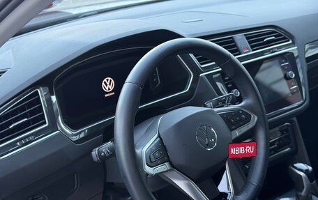 Volkswagen Tiguan II, 2022 год, 3 890 000 рублей, 13 фотография