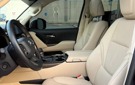 Toyota Land Cruiser, 2023 год, 11 200 000 рублей, 5 фотография