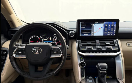 Toyota Land Cruiser, 2023 год, 11 200 000 рублей, 10 фотография