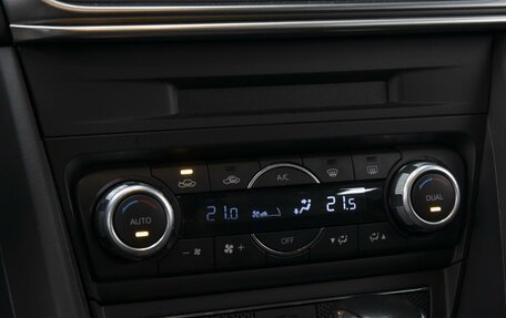 Mazda CX-4, 2023 год, 2 890 000 рублей, 17 фотография