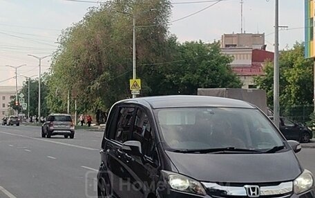 Honda Freed I, 2009 год, 1 200 000 рублей, 2 фотография