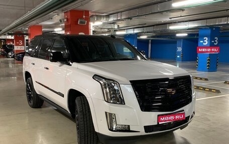 Cadillac Escalade IV, 2020 год, 7 150 000 рублей, 1 фотография