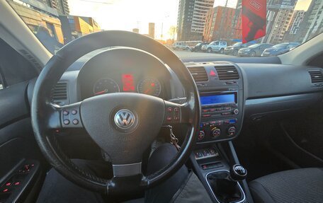 Volkswagen Jetta VI, 2009 год, 890 000 рублей, 24 фотография