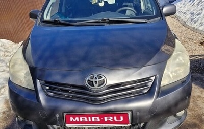 Toyota Verso I, 2011 год, 900 000 рублей, 1 фотография