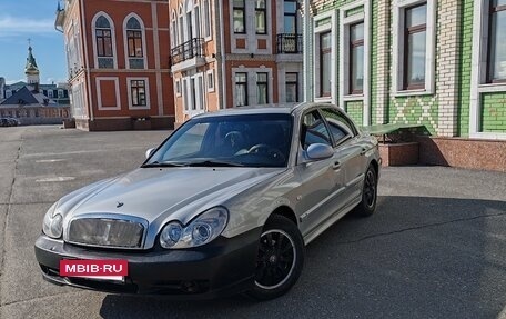 Hyundai Sonata IV рестайлинг, 2003 год, 310 000 рублей, 3 фотография