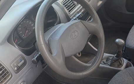 Hyundai Accent II, 2005 год, 400 000 рублей, 7 фотография