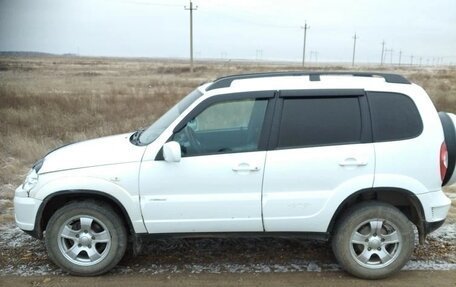 Chevrolet Niva I рестайлинг, 2011 год, 470 000 рублей, 4 фотография