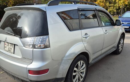 Mitsubishi Outlander III рестайлинг 3, 2008 год, 750 000 рублей, 8 фотография