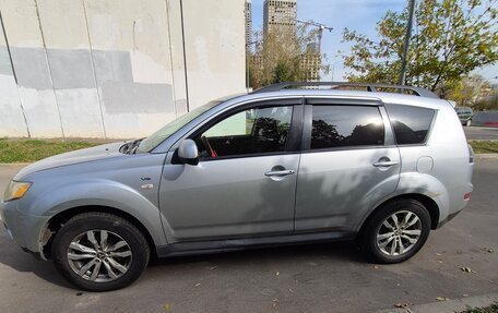 Mitsubishi Outlander III рестайлинг 3, 2008 год, 750 000 рублей, 6 фотография