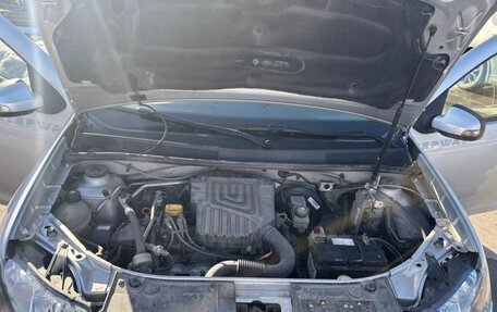 Renault Sandero II рестайлинг, 2016 год, 870 000 рублей, 4 фотография