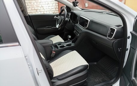 KIA Sportage IV рестайлинг, 2021 год, 2 850 000 рублей, 5 фотография