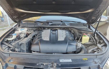 Volkswagen Touareg III, 2012 год, 2 850 000 рублей, 19 фотография