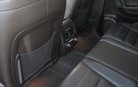 Volkswagen Touareg III, 2012 год, 2 850 000 рублей, 34 фотография