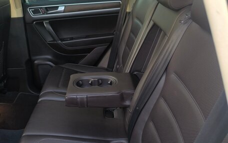 Volkswagen Touareg III, 2012 год, 2 850 000 рублей, 35 фотография