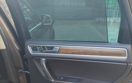 Volkswagen Touareg III, 2012 год, 2 850 000 рублей, 37 фотография