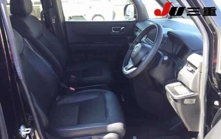 Honda Stepwgn, 2022 год, 2 100 000 рублей, 6 фотография