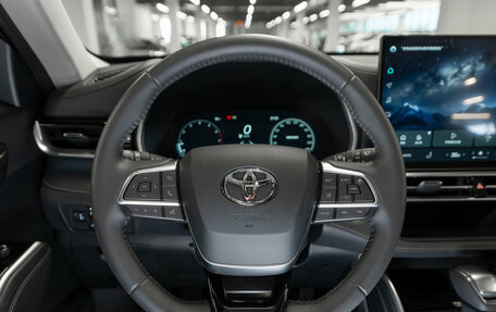 Toyota Highlander, 2025 год, 5 600 000 рублей, 11 фотография