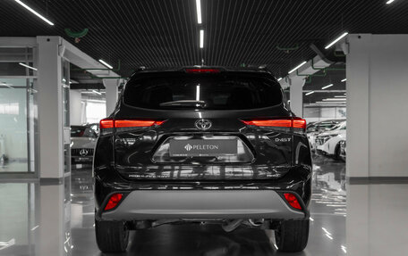 Toyota Highlander, 2025 год, 5 600 000 рублей, 6 фотография