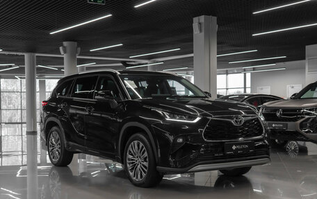 Toyota Highlander, 2025 год, 5 600 000 рублей, 2 фотография