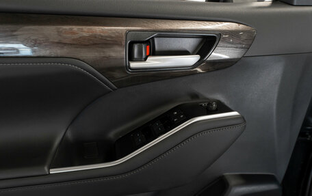 Toyota Highlander, 2025 год, 5 600 000 рублей, 18 фотография