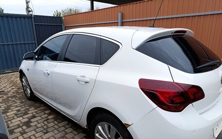 Opel Astra J, 2011 год, 470 000 рублей, 6 фотография