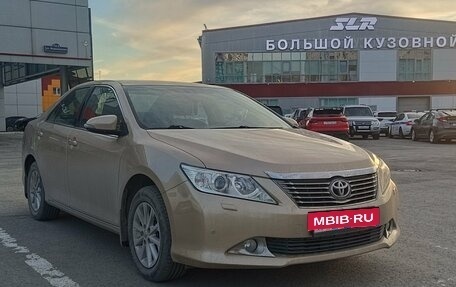 Toyota Camry, 2012 год, 1 550 000 рублей, 2 фотография