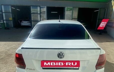 Volkswagen Polo VI (EU Market), 2016 год, 500 000 рублей, 2 фотография