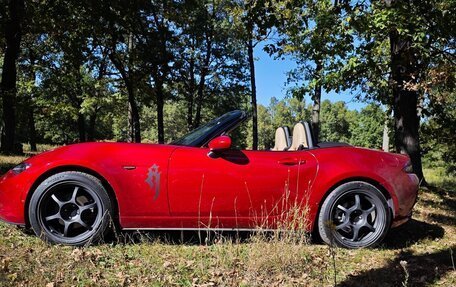 Mazda MX-5, 2017 год, 2 890 000 рублей, 10 фотография