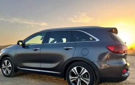 KIA Sorento III Prime рестайлинг, 2018 год, 2 390 000 рублей, 5 фотография