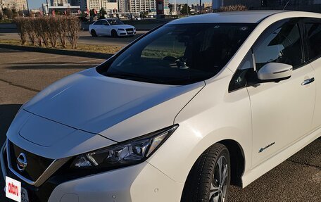 Nissan Leaf II, 2018 год, 1 999 999 рублей, 7 фотография