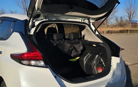 Nissan Leaf II, 2018 год, 1 999 999 рублей, 14 фотография