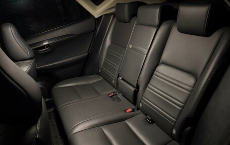 Lexus NX I, 2017 год, 2 700 000 рублей, 10 фотография