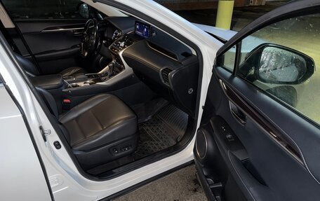 Lexus NX I, 2017 год, 2 700 000 рублей, 14 фотография