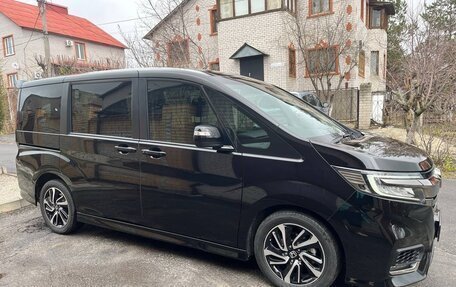 Honda Stepwgn IV, 2021 год, 2 650 000 рублей, 5 фотография