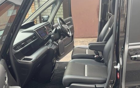 Honda Stepwgn IV, 2021 год, 2 650 000 рублей, 11 фотография