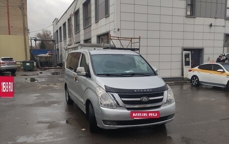 Hyundai Grand Starex Grand Starex I рестайлинг 2, 2008 год, 1 200 000 рублей, 2 фотография