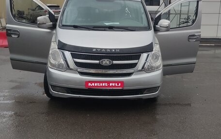 Hyundai Grand Starex Grand Starex I рестайлинг 2, 2008 год, 1 200 000 рублей, 3 фотография