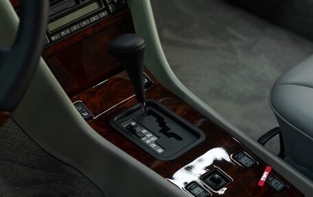 Mercedes-Benz W124, 1989 год, 2 950 000 рублей, 15 фотография