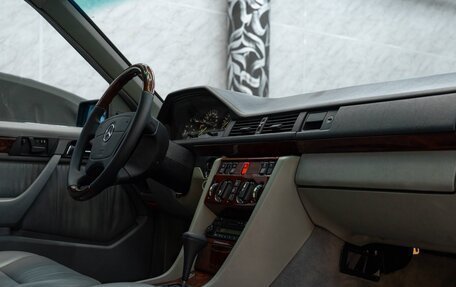 Mercedes-Benz W124, 1989 год, 2 950 000 рублей, 23 фотография