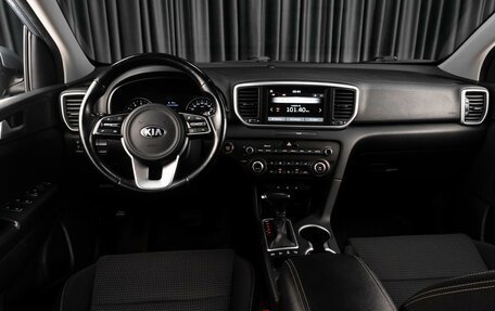 KIA Sportage IV рестайлинг, 2021 год, 2 499 000 рублей, 6 фотография