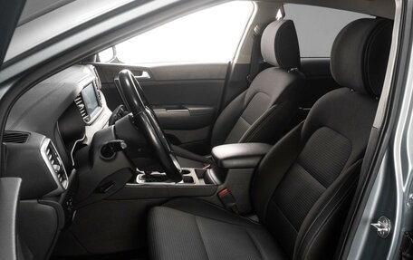 KIA Sportage IV рестайлинг, 2021 год, 2 499 000 рублей, 10 фотография