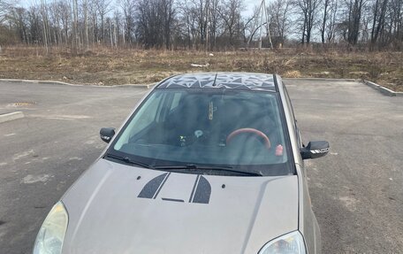 Ford Fiesta, 2004 год, 300 000 рублей, 19 фотография
