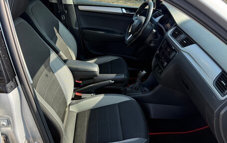 Skoda Rapid I, 2017 год, 1 210 000 рублей, 10 фотография