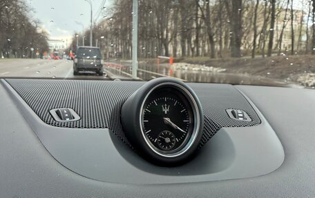 Maserati Levante I, 2017 год, 4 000 000 рублей, 16 фотография