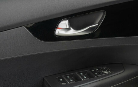 KIA Cerato IV, 2018 год, 2 200 000 рублей, 13 фотография