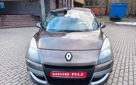 Renault Scenic III, 2011 год, 600 000 рублей, 2 фотография