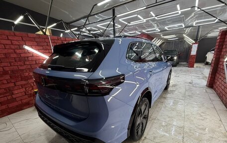 Volkswagen Tiguan, 2024 год, 4 650 000 рублей, 4 фотография